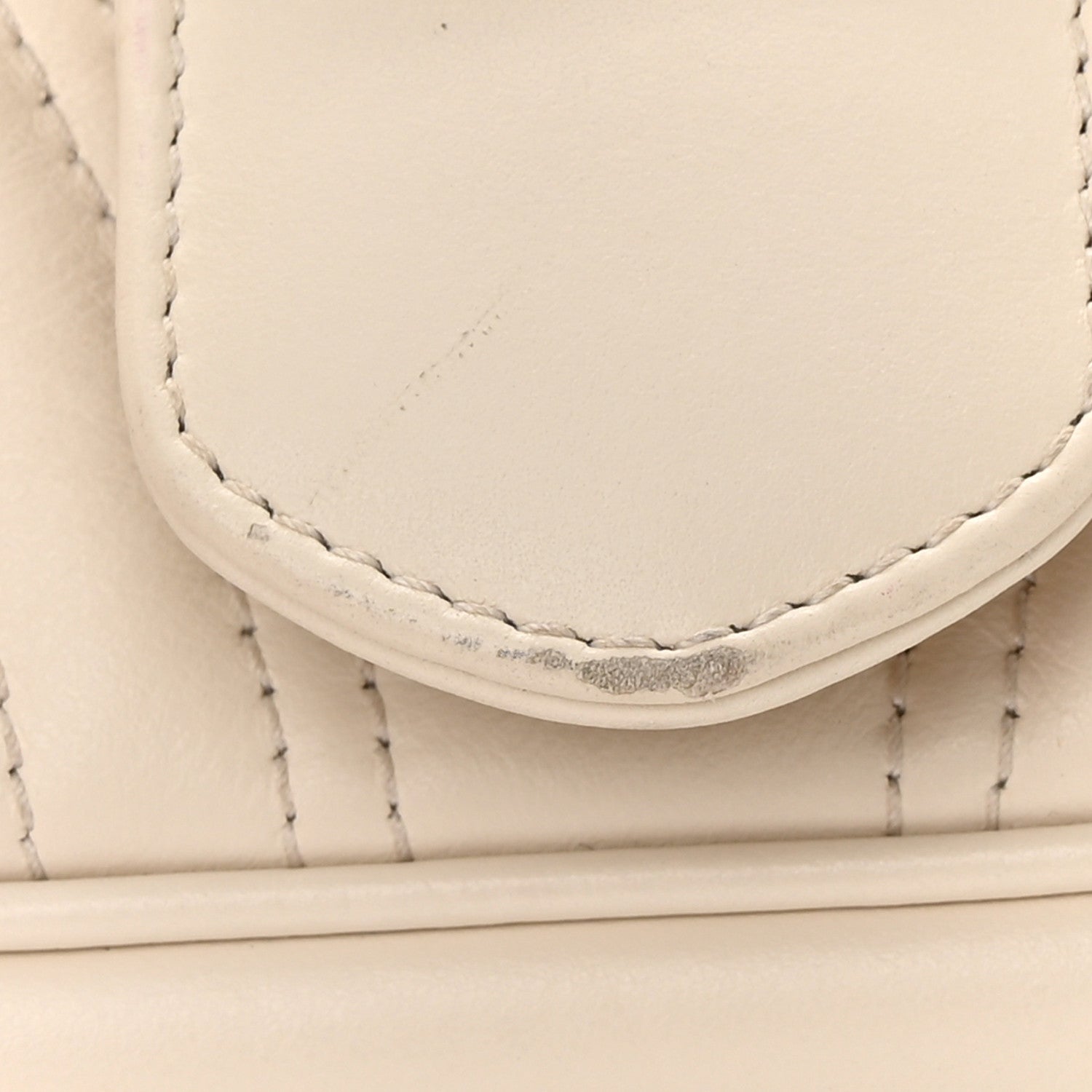 Gucci Calfskin Matelasse Small GG Marmont Shoulder Bag White 11 of 13