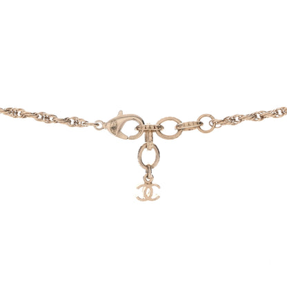 Chanel Pearl CC Round Pendant Necklace Gold 3 of 5
