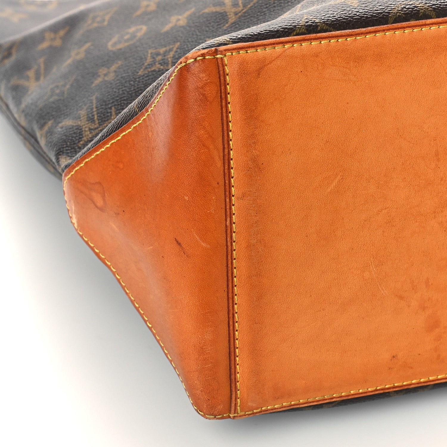 Louis Vuitton Monogram Cabas Mezzo 8 of 15