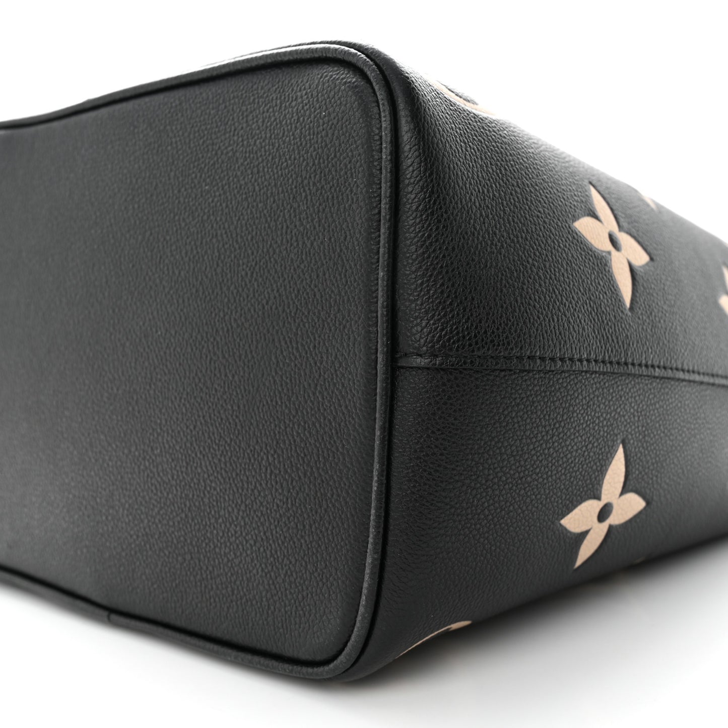 Empreinte Monogram Giant Neonoe MM Black Beige