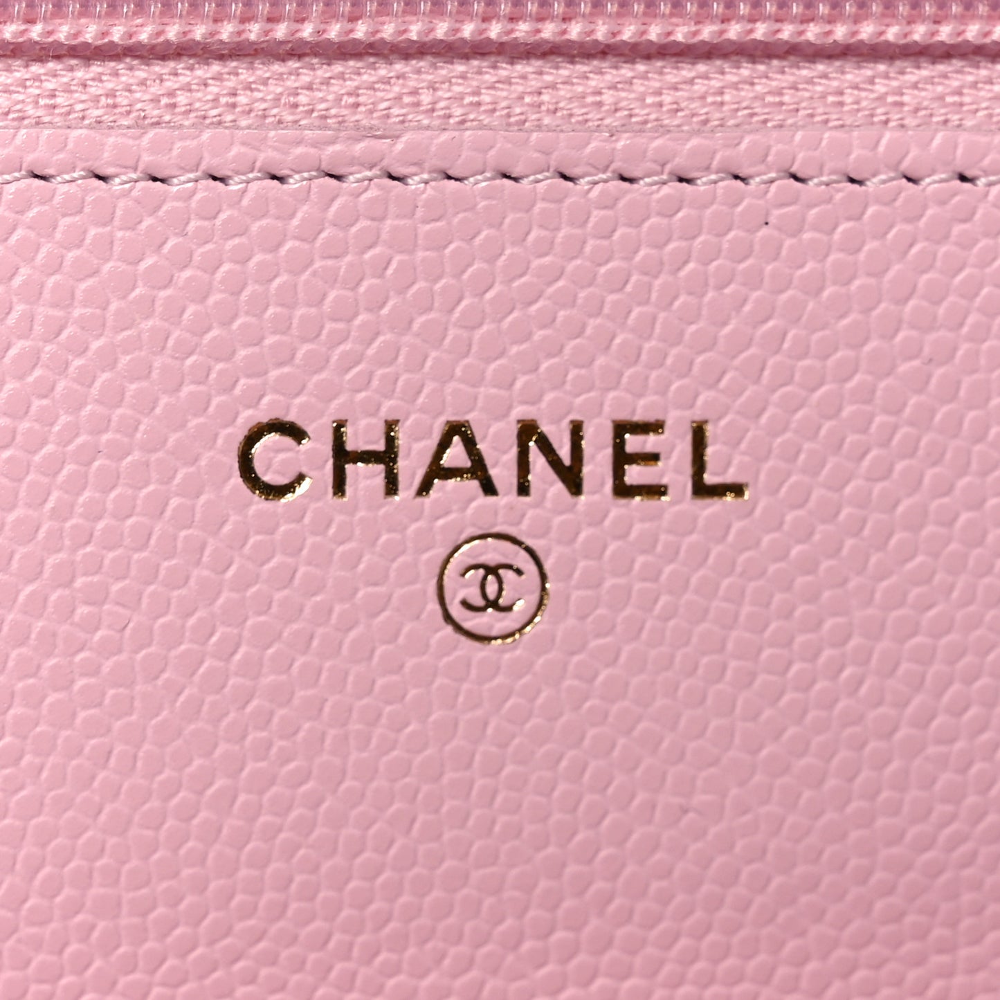 Caviar Quilted Textured CC Wallet on Chain WOC Light Pink