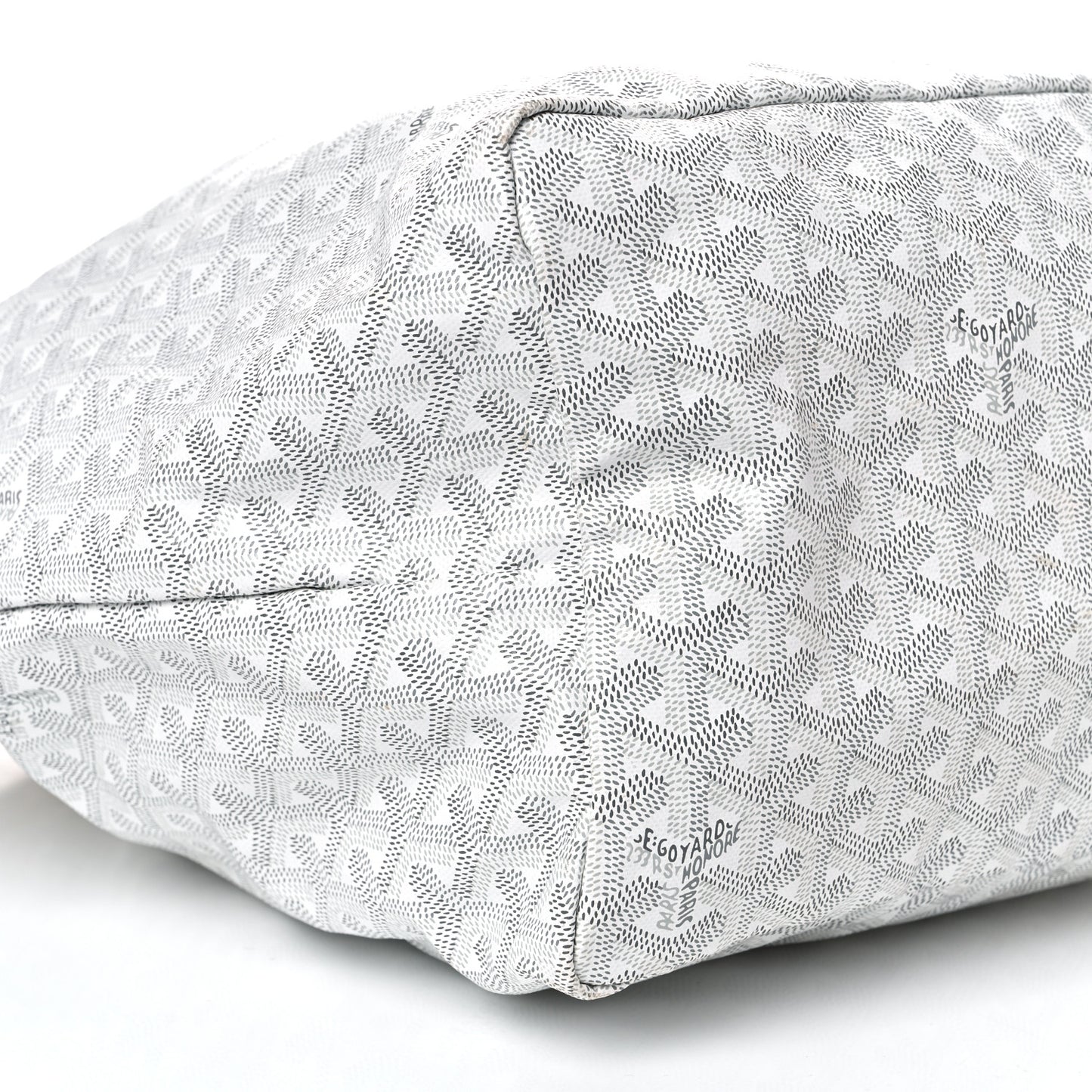 Goyardine Saint Louis GM White