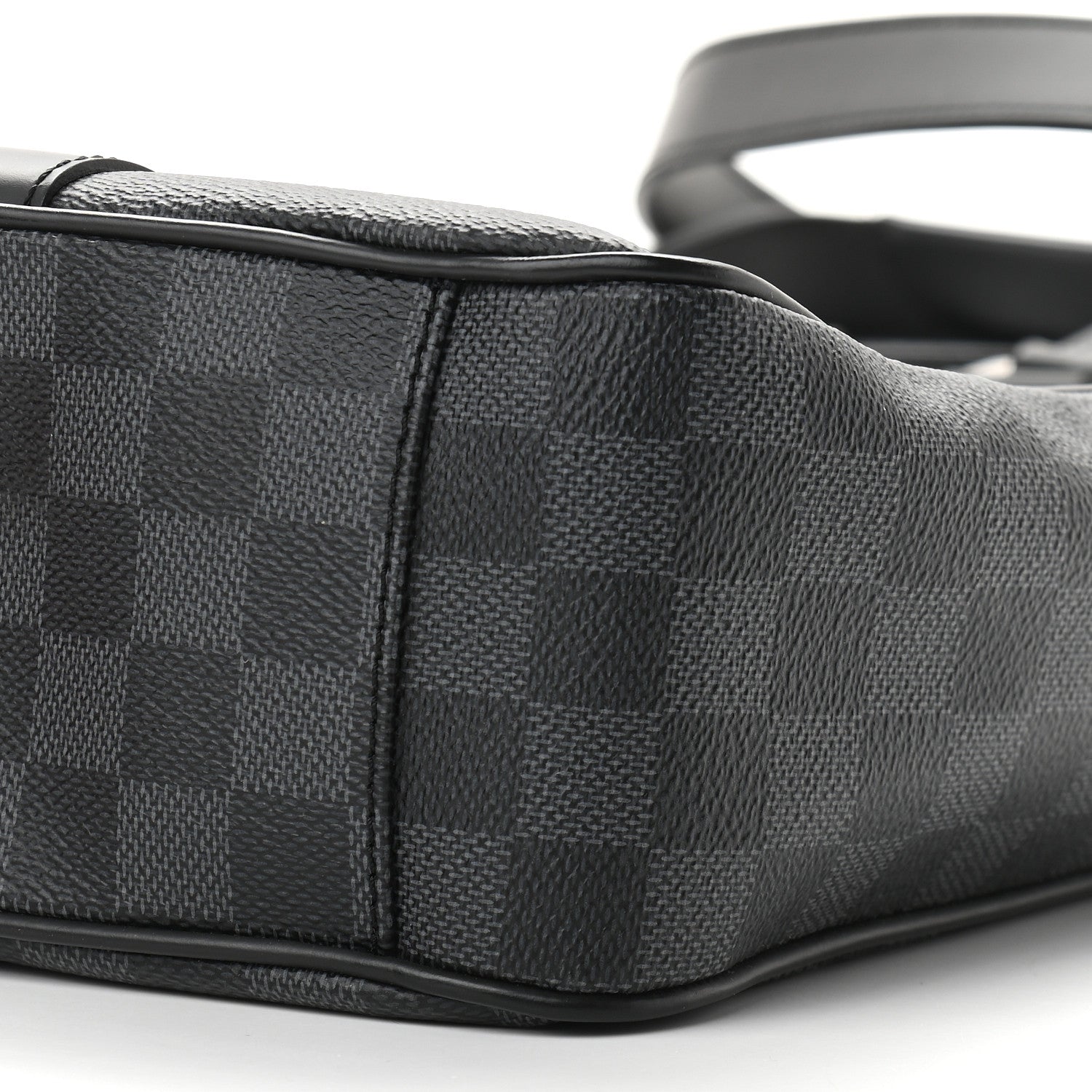 Louis Vuitton Damier Graphite Tadao 8 of 8