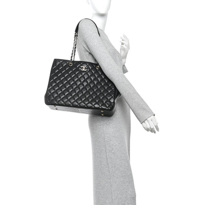 Chanel Caviar Quilted Large Classic Shopping Tote Black 2 of 10