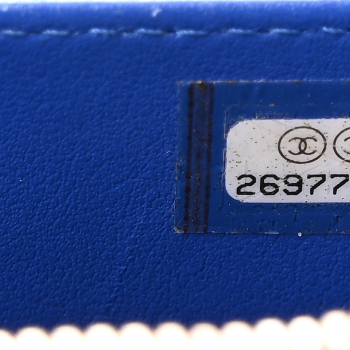 Caviar Quilted Filigree Vanity Clutch With Chain Blue White Red