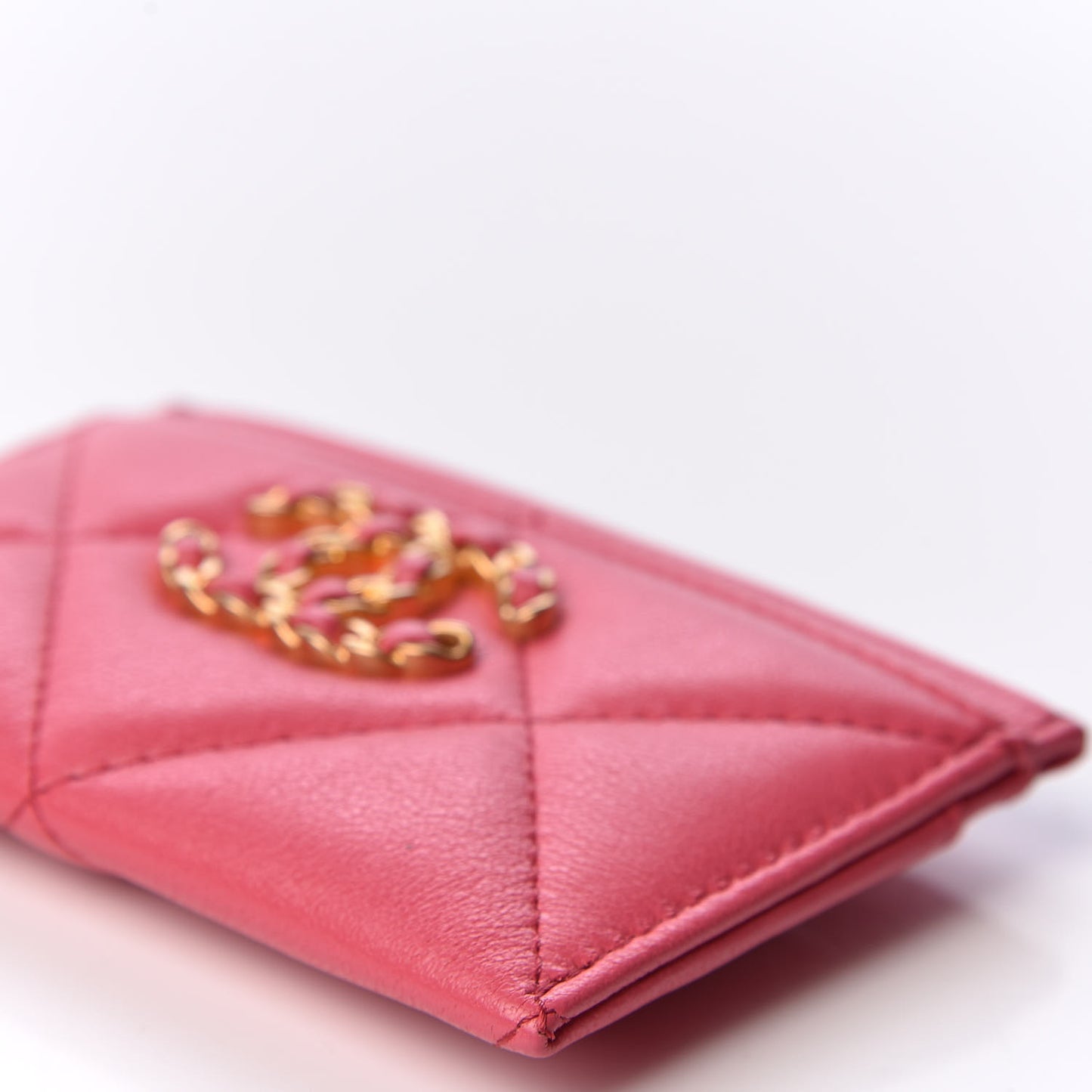 Lambskin Quilted Chanel 19 Card Holder Dark Pink