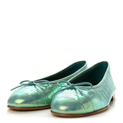 Chanel Iridescent Calfskin Crocodile Embossed Ballerina Flats 38.5 Green 4 of 10