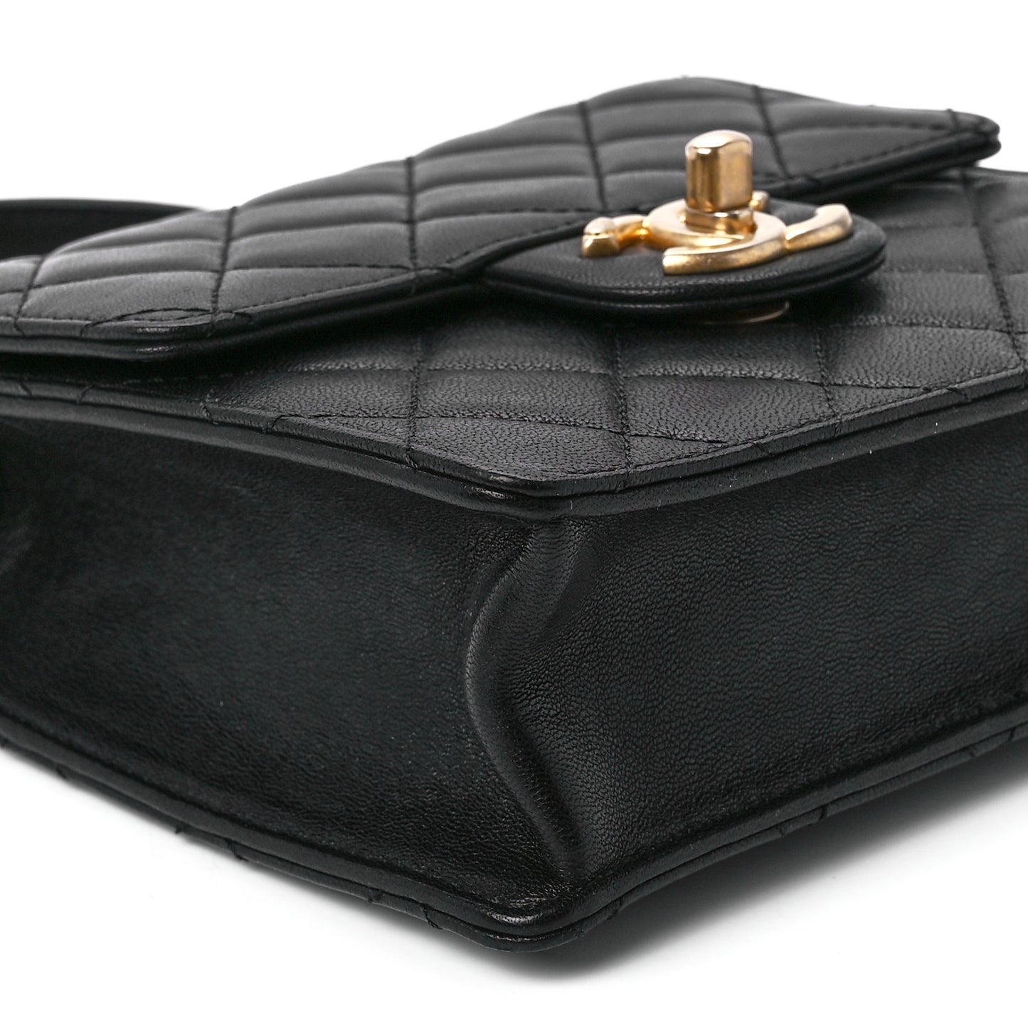 Lambskin Quilted Chic Pearls Flap Black