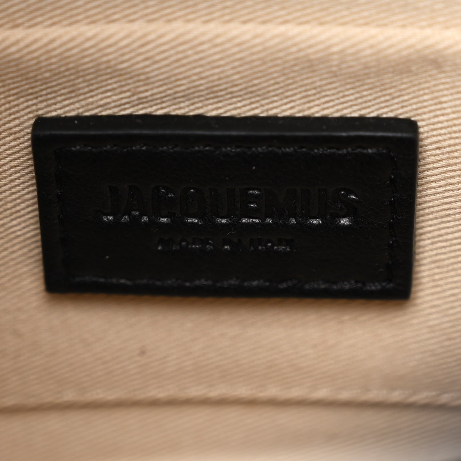 Jacquemus Smooth Calfskin La Pochette Rond Carre Black 5 of 10
