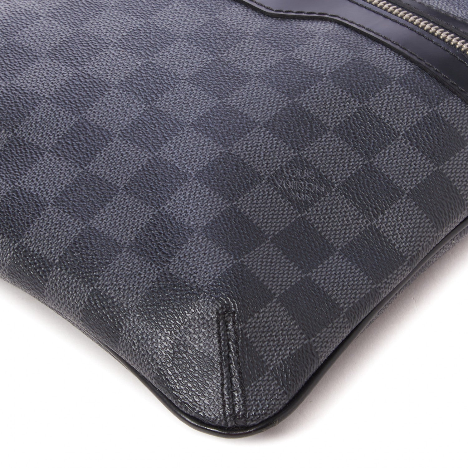 Louis Vuitton Damier Graphite Thomas 5 of 9