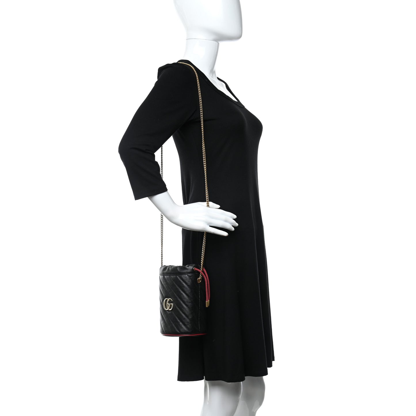 Vintage Effect Calfskin Matelasse Diagonal Mini Torchon GG Marmont 2.0 Bucket Bag Black Romantic Cherry