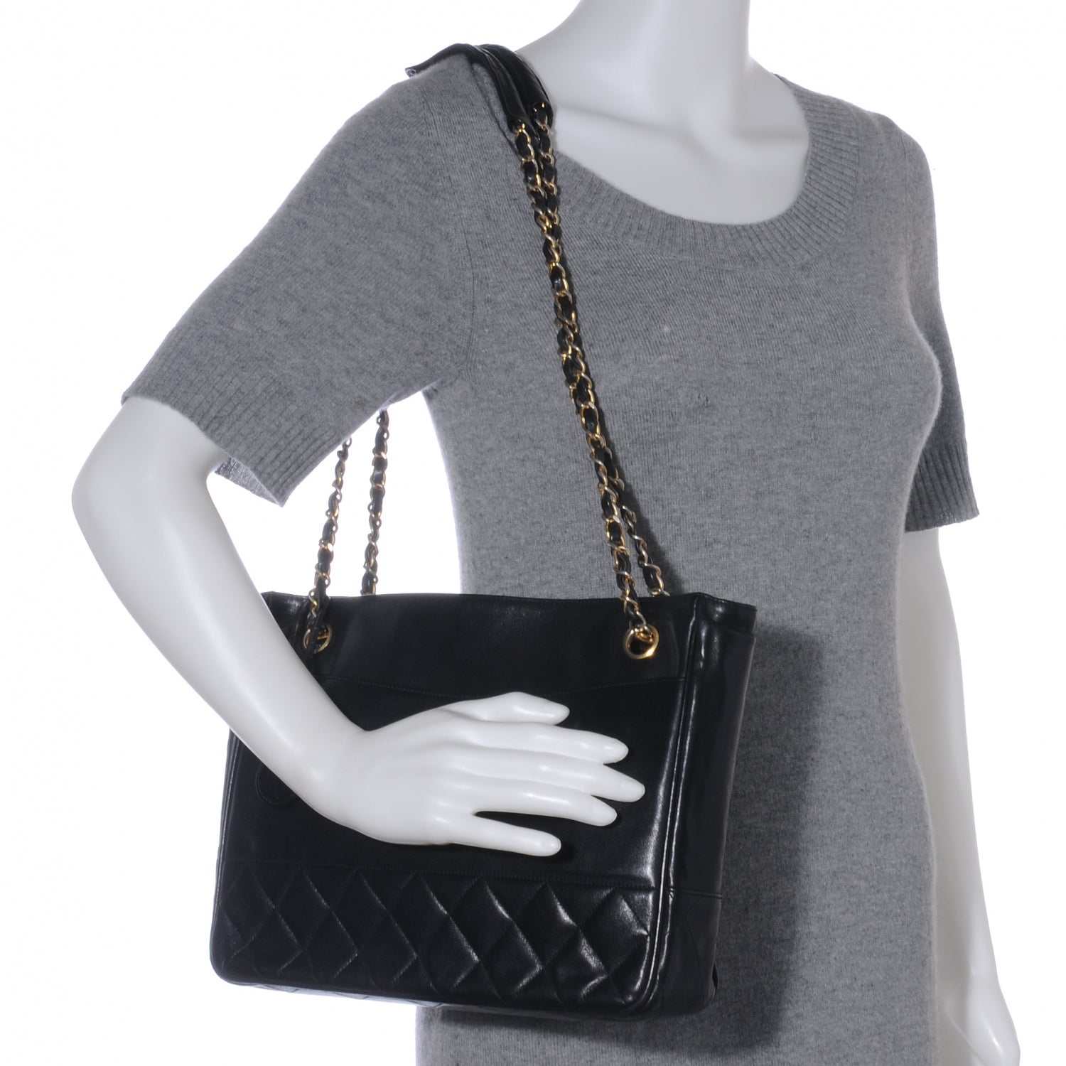 Chanel Lambskin Small Shoulder Bag Black 2 of 6