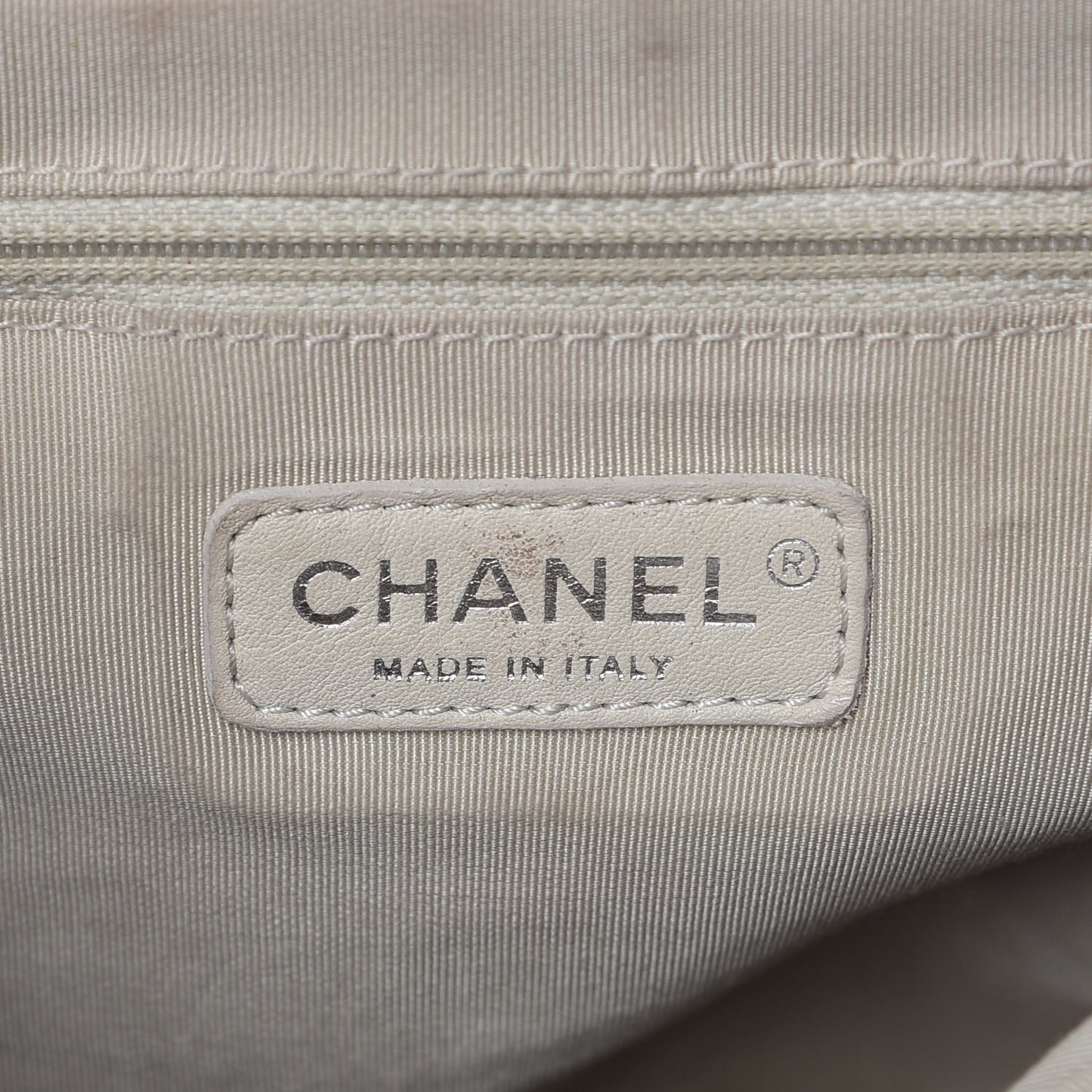 Washed Lambskin Quilted Large Chain Around Messenger Taupe