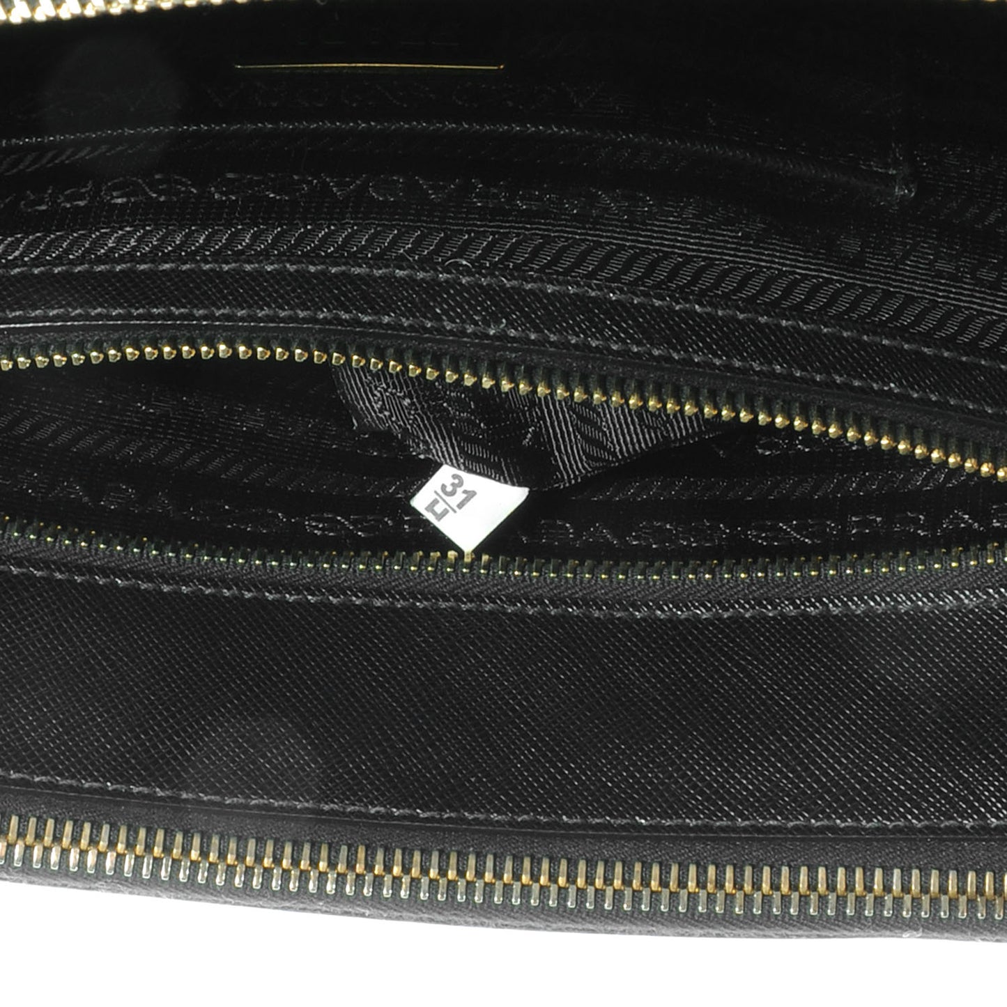 Saffiano Lux Medium Tote Nero Black