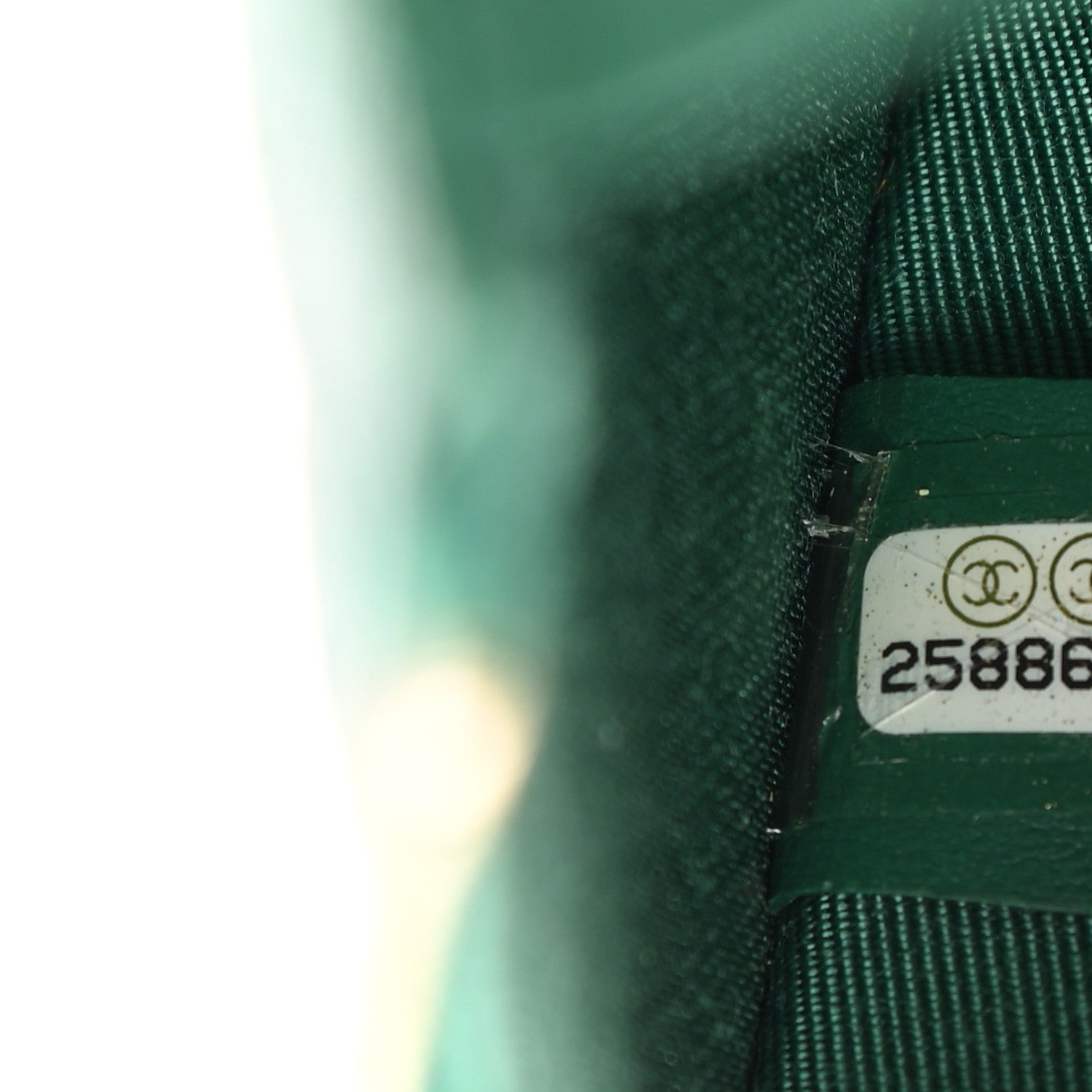 Chanel Metallic Caviar Quilted Zipped Key Holder Case Green 7 of 8