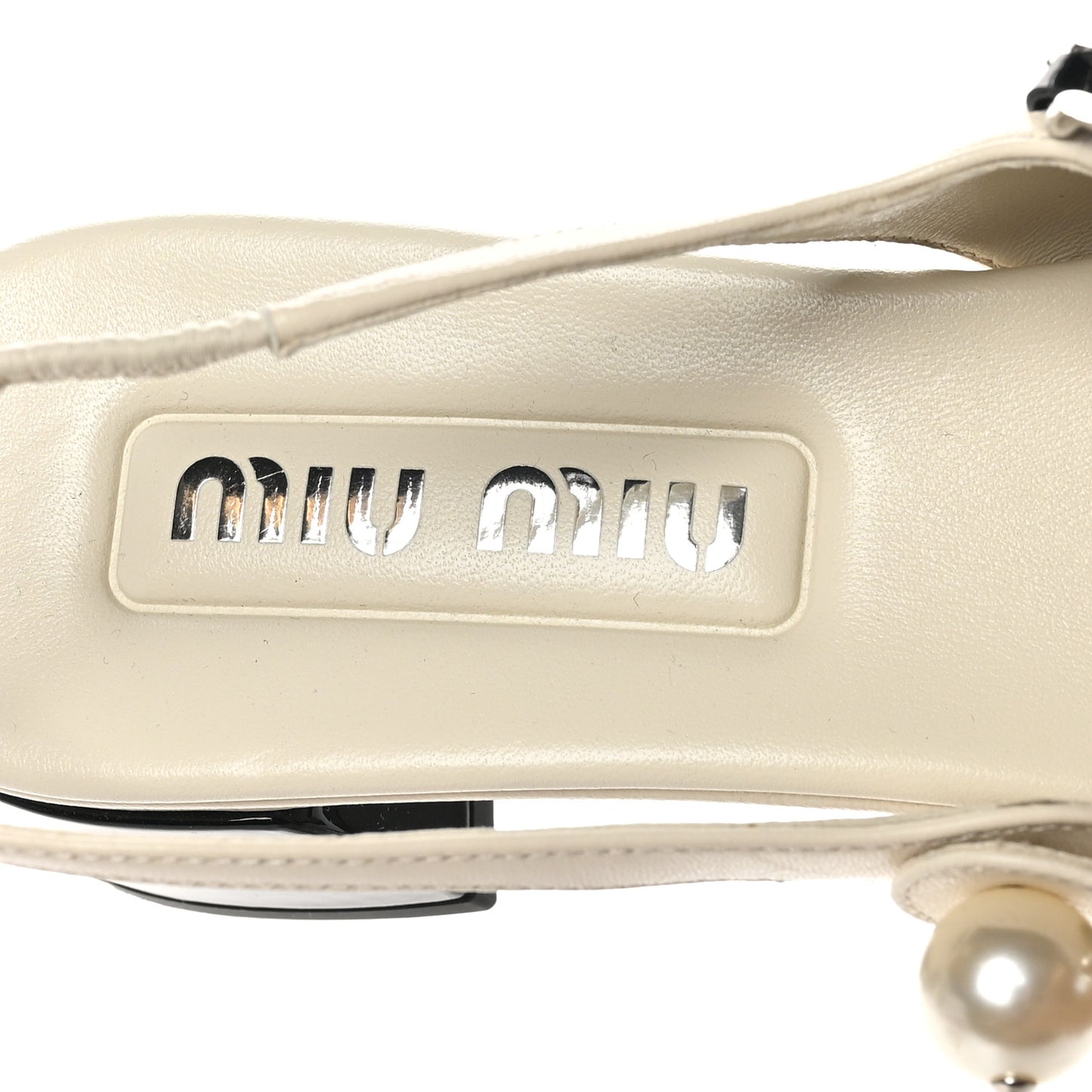 Patent Calfskin Chain Pearl Slingback Pumps 37.5 Ivory Black