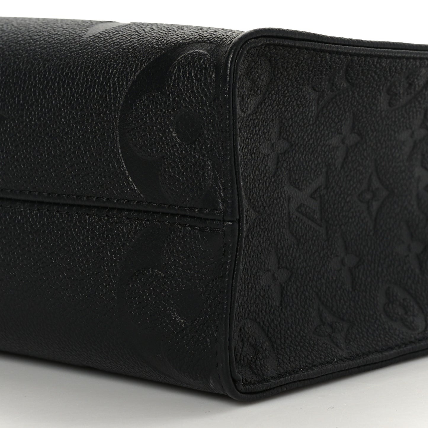 Empreinte Monogram Giant Onthego PM Black