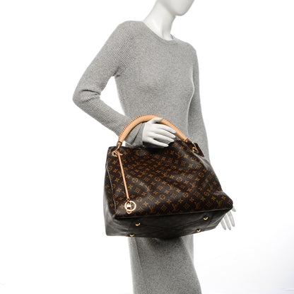 Louis Vuitton Monogram Artsy MM 2 of 7