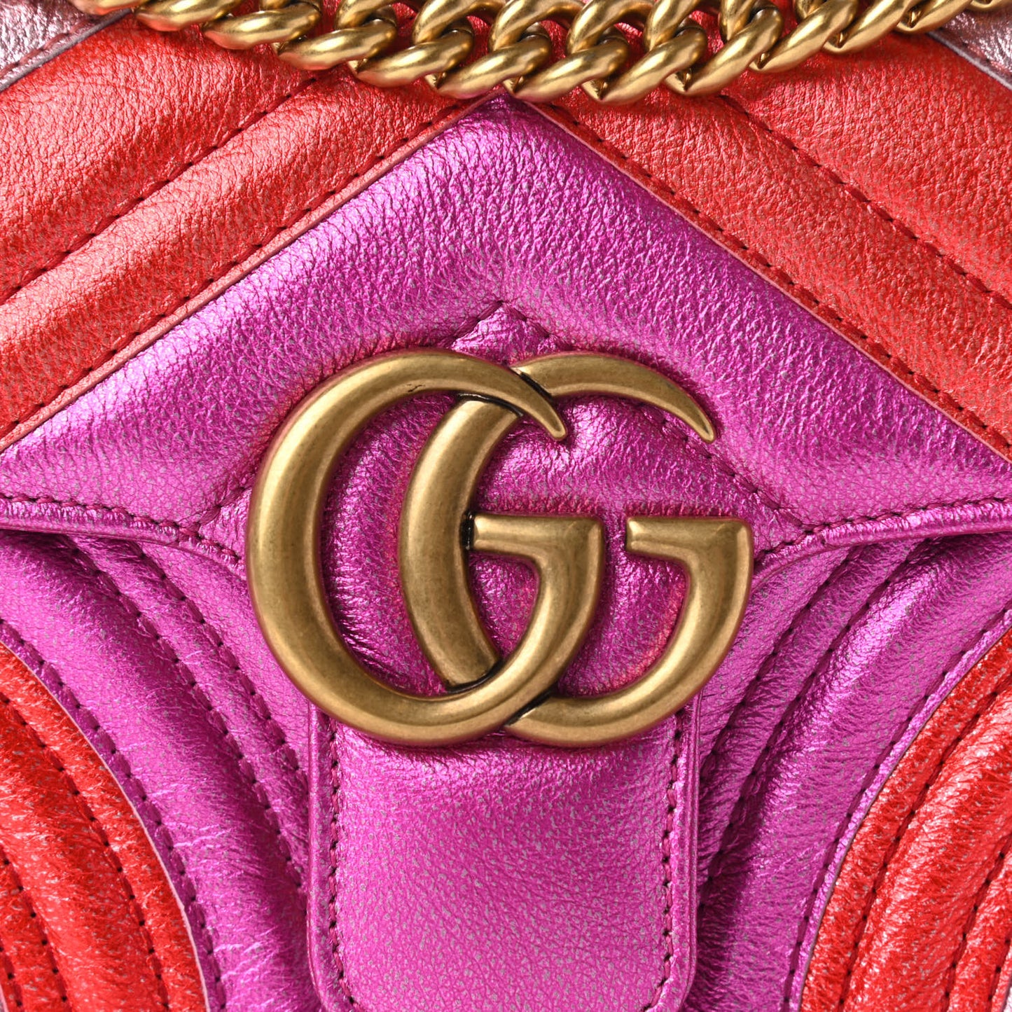 Metallic Calfskin Matelasse Mini GG Marmont Shoulder Bag Fuchsia