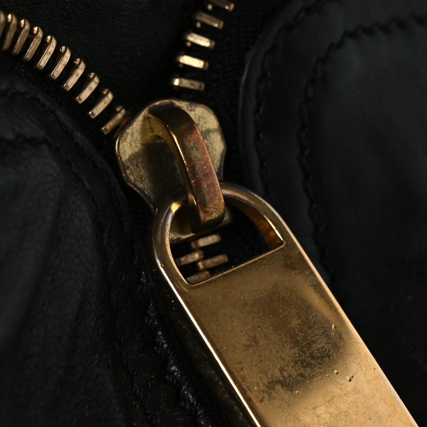Sheepskin Zipper Satchel Black