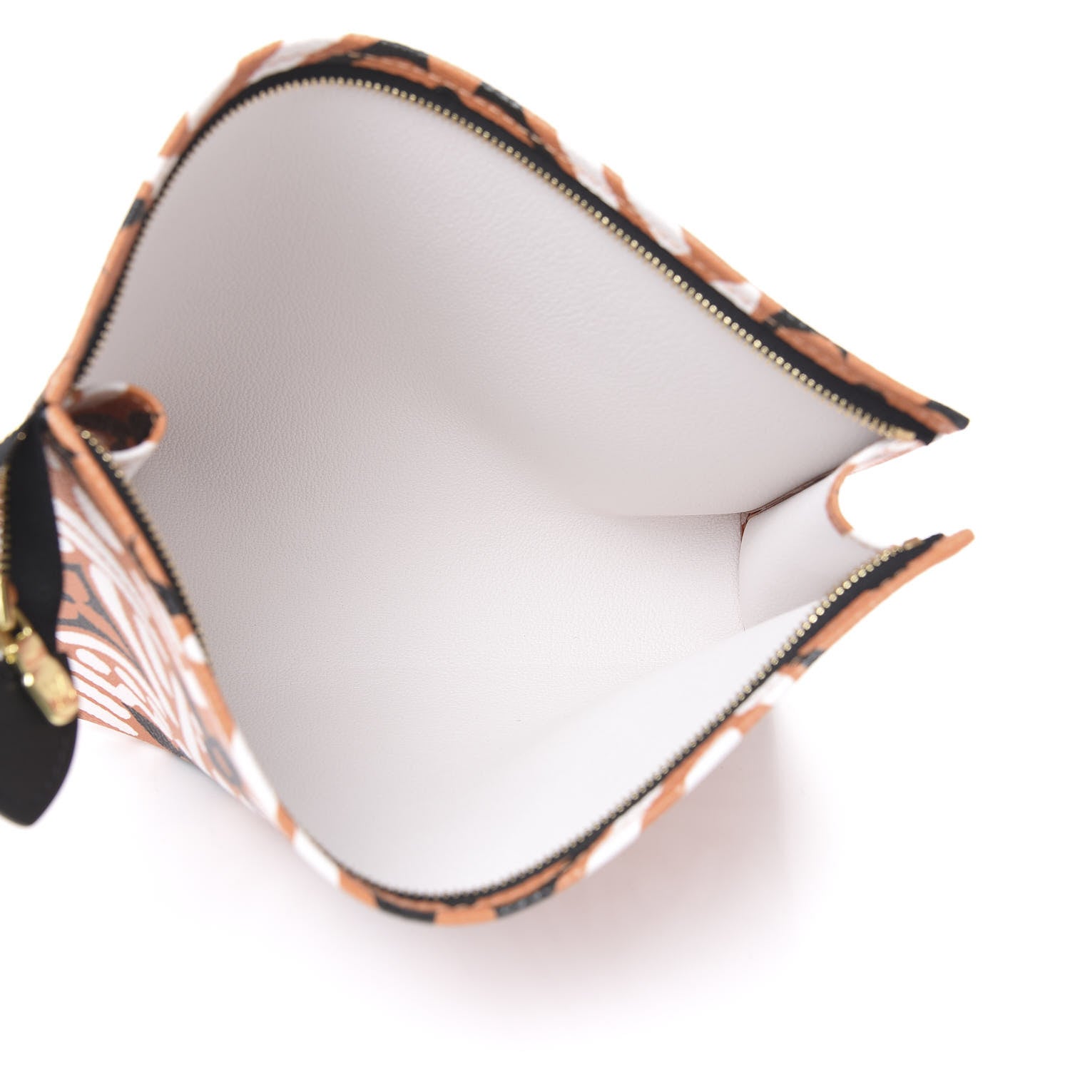 Louis Vuitton Monogram Giant Crafty Pochette Toiletry 26 Creme Caramel 4 of 5