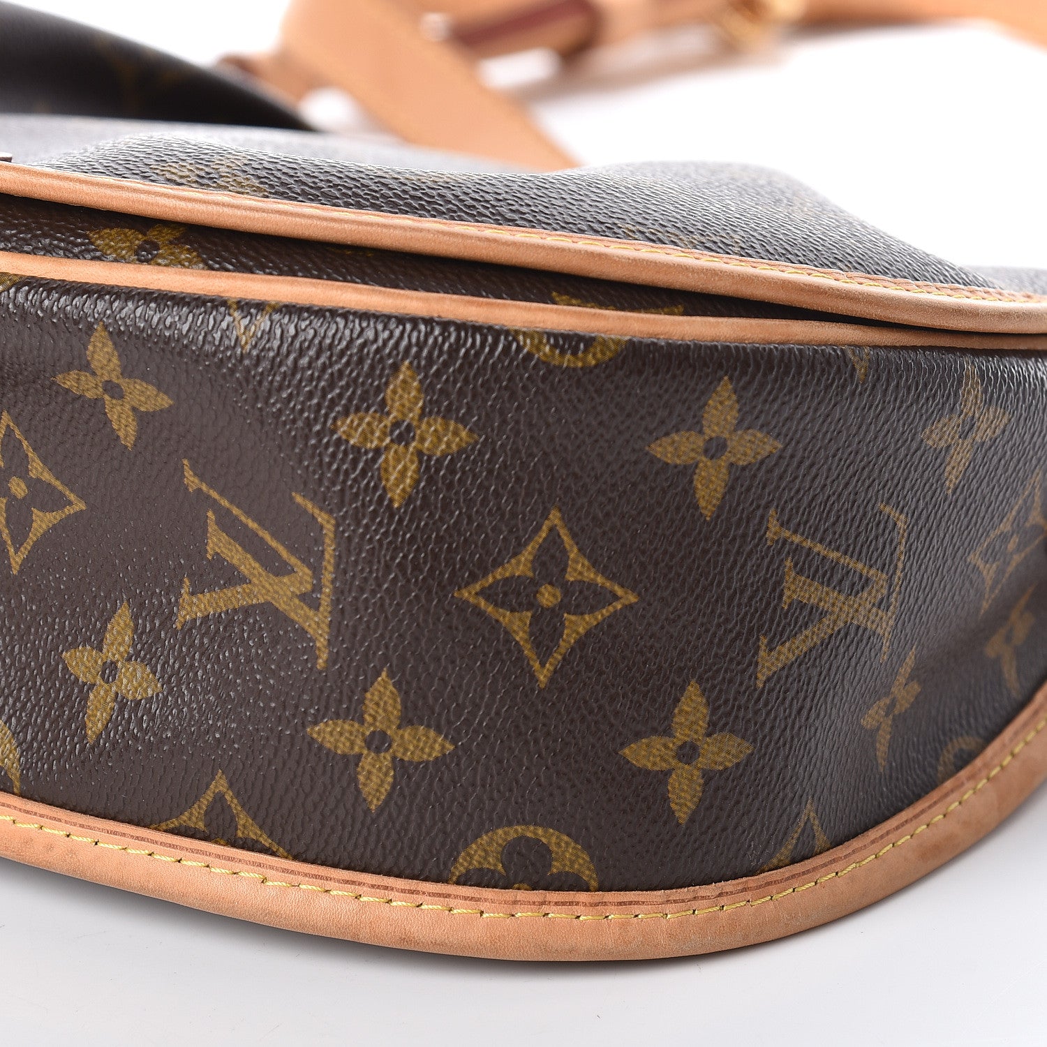 Louis Vuitton Monogram Menilmontant PM 9 of 9