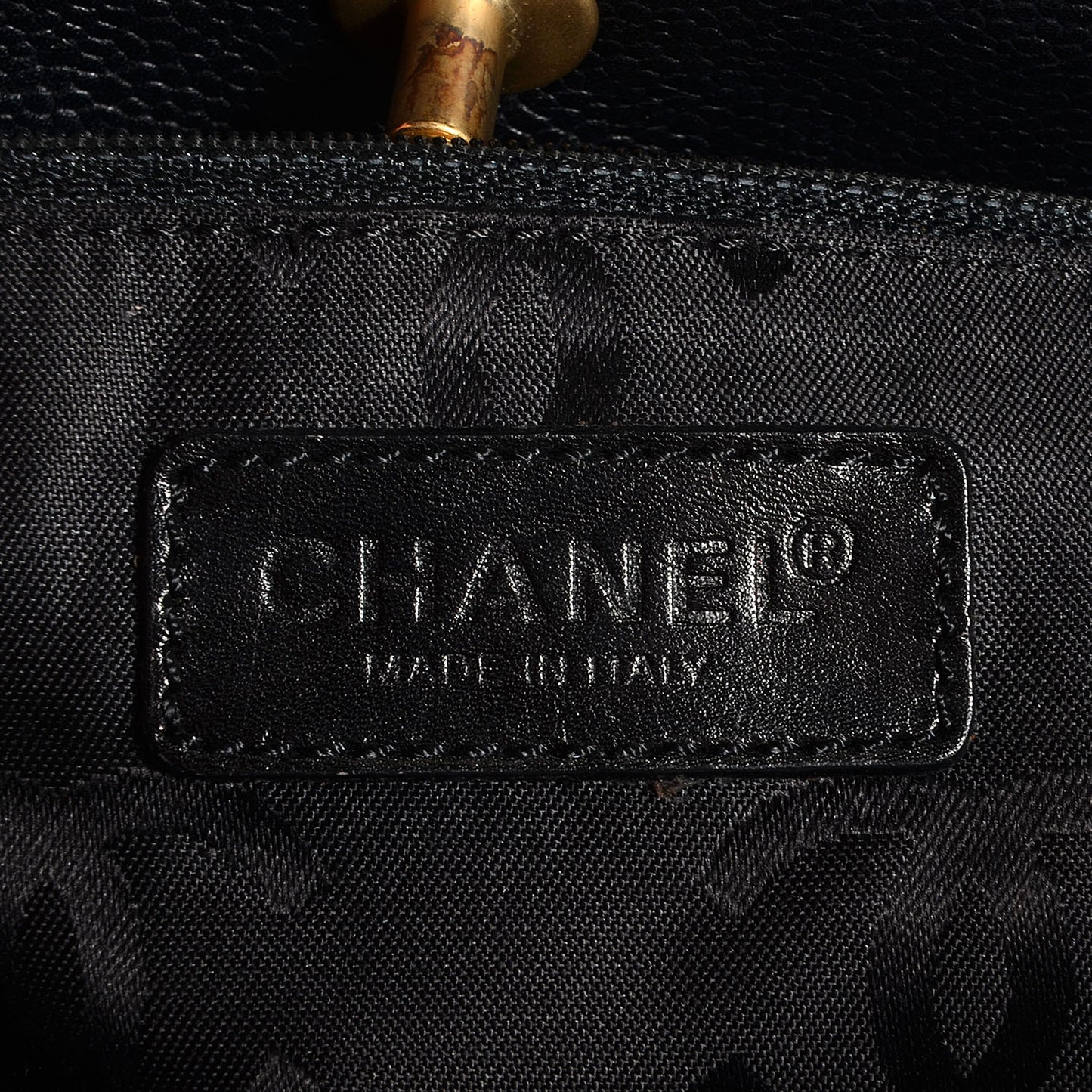 Caviar Medium Shopper Tote Black