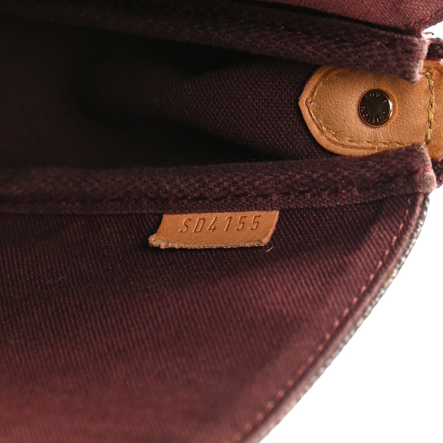 Louis Vuitton Monogram Favorite MM 8 of 15