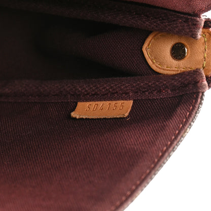 Louis Vuitton Monogram Favorite MM 8 of 15