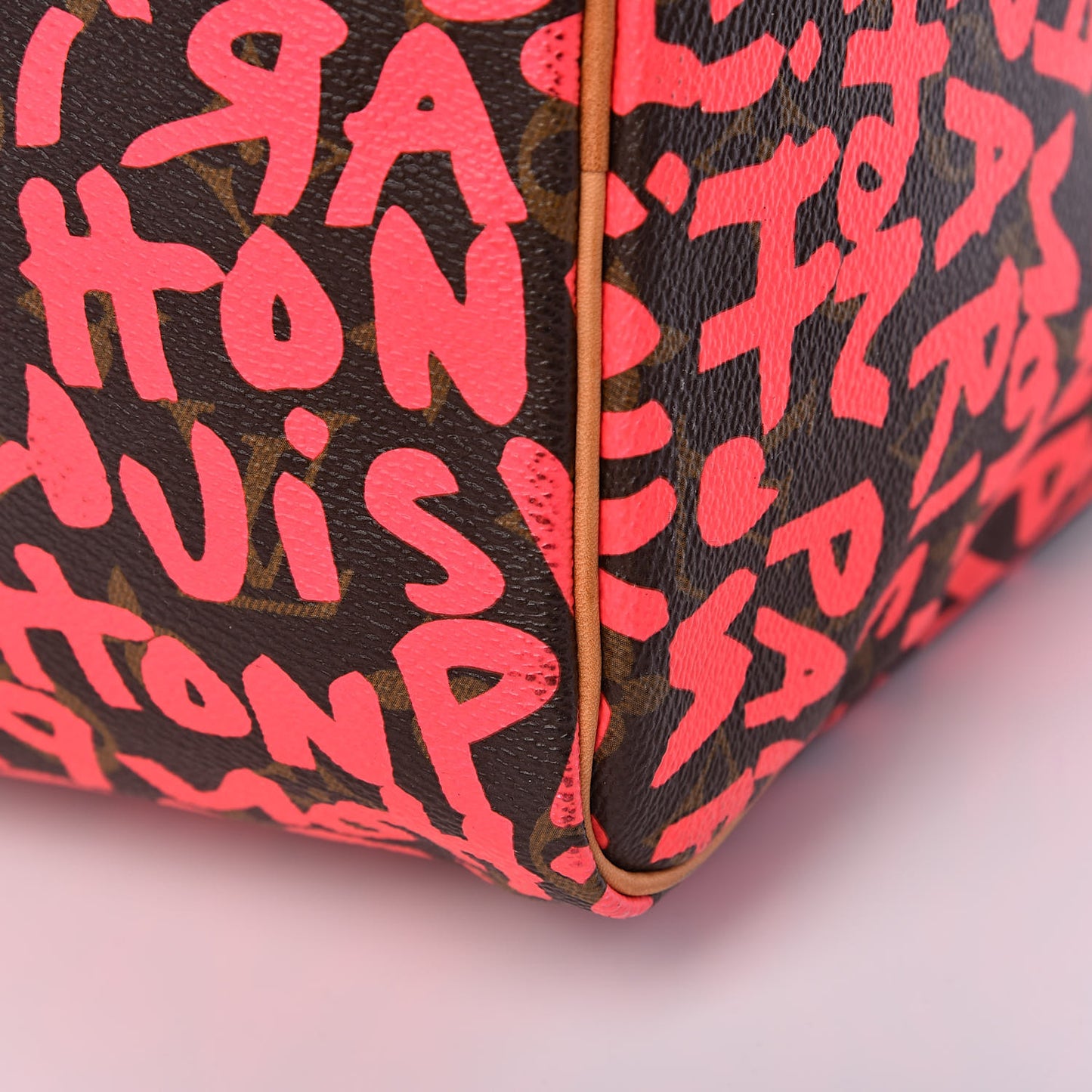Monogram Graffiti Speedy 30 Fuchsia