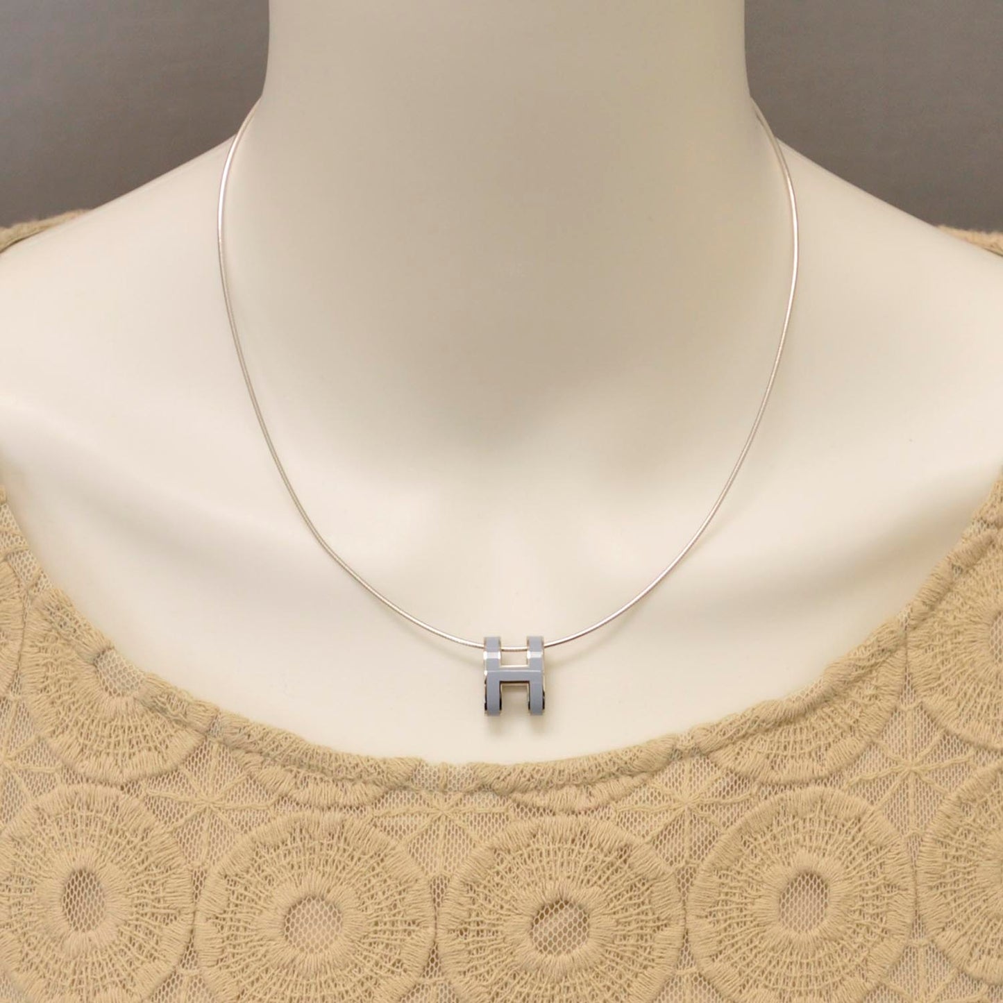 Pop H Necklace Bleu