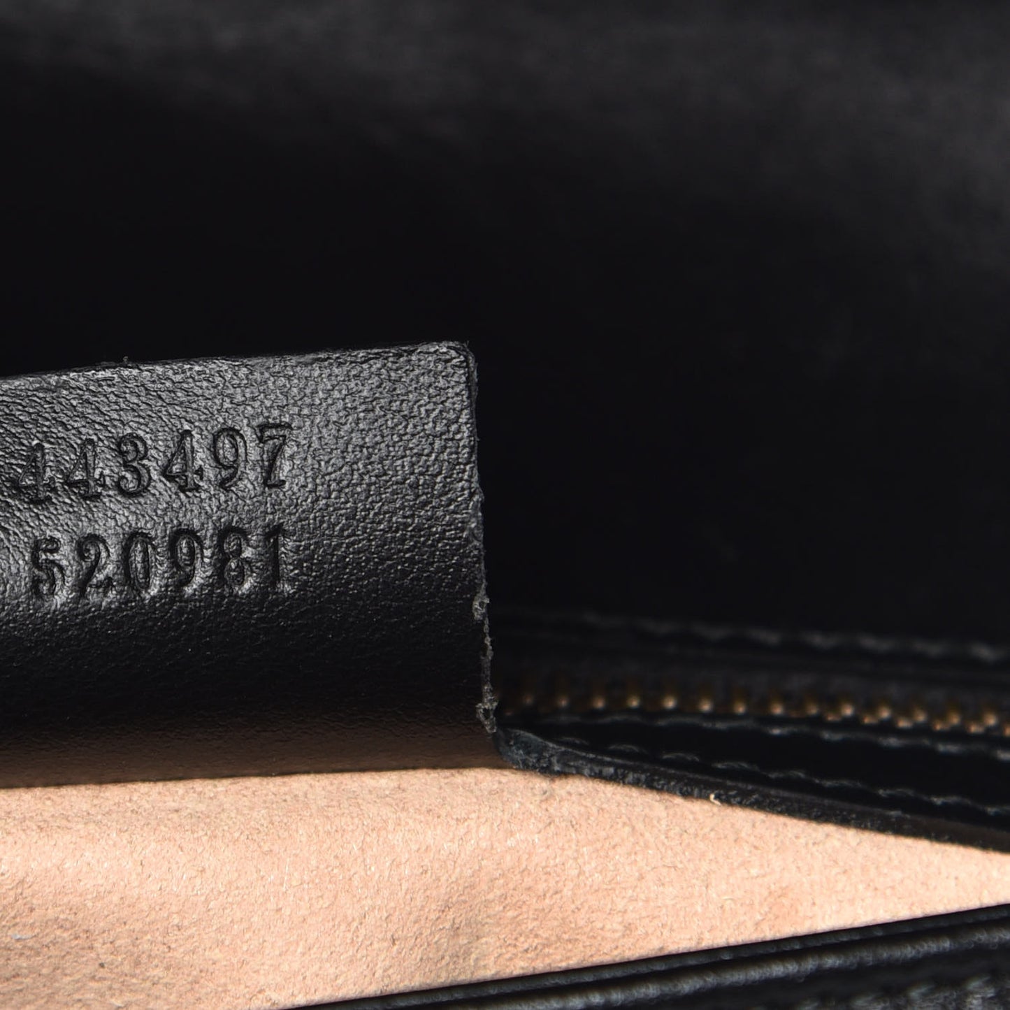 Calfskin Matelasse Small GG Marmont Shoulder Bag Black