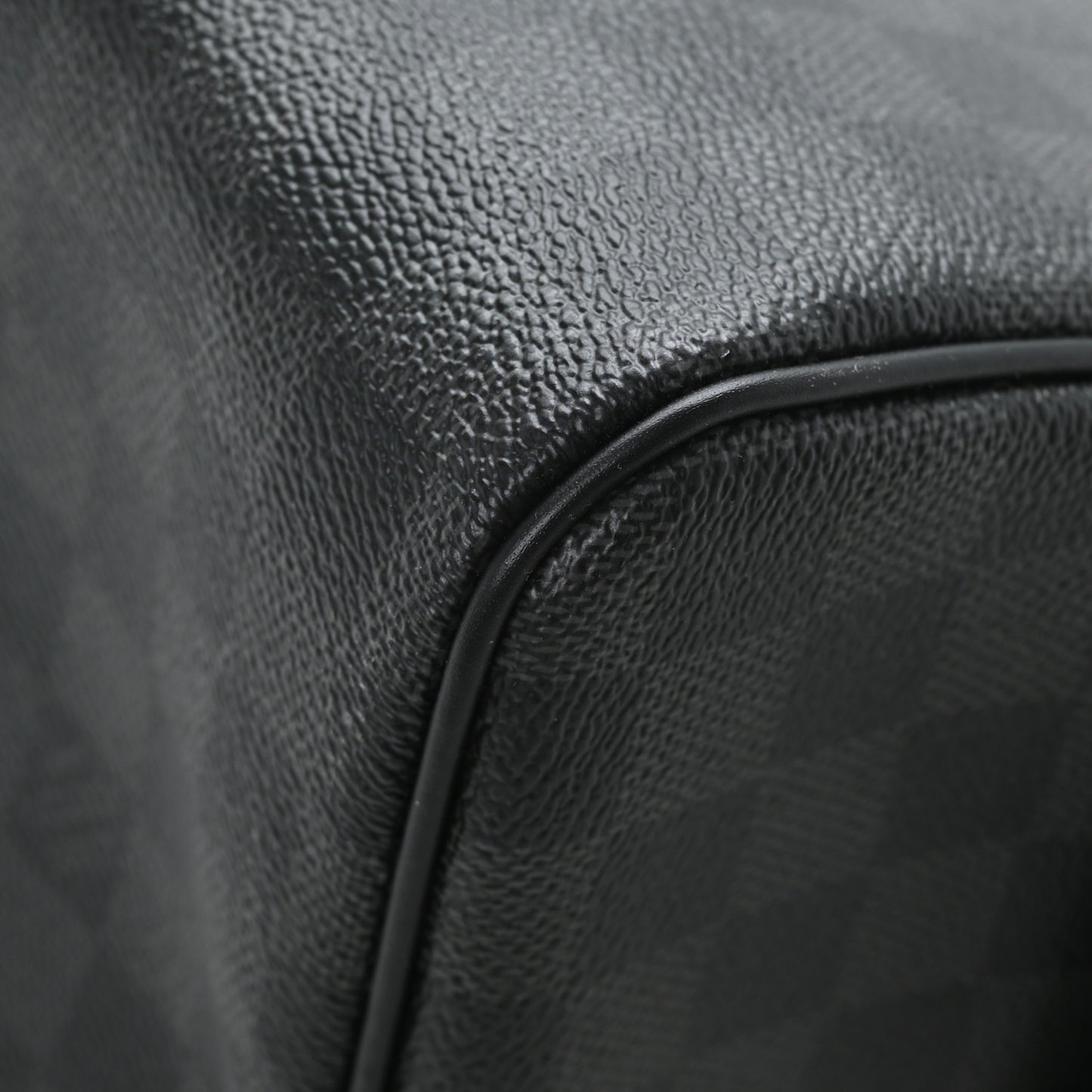 Damier Graphite Dopp Kit Toilet Pouch