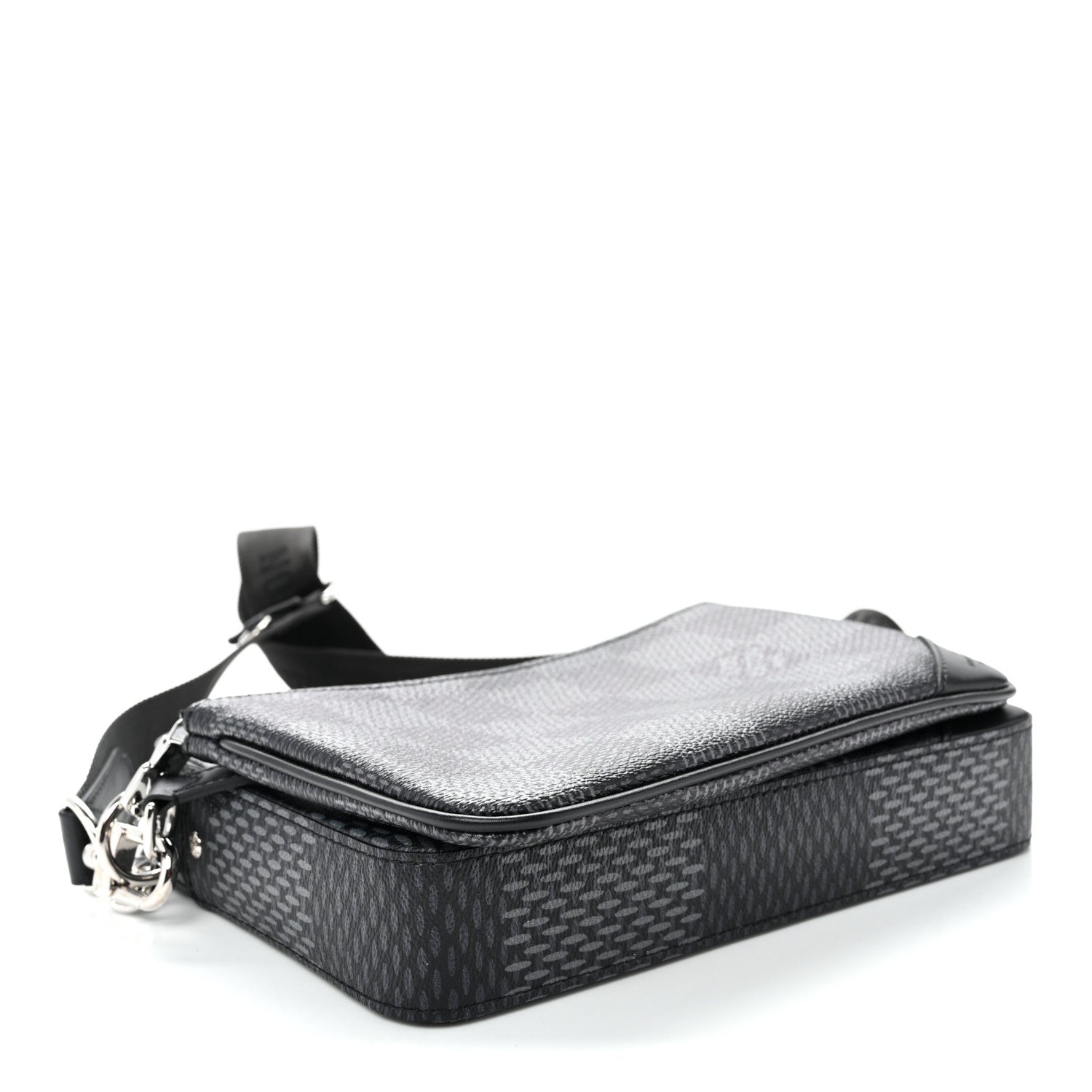 Louis Vuitton Damier Graphite 3D Trio Messenger 4 of 9