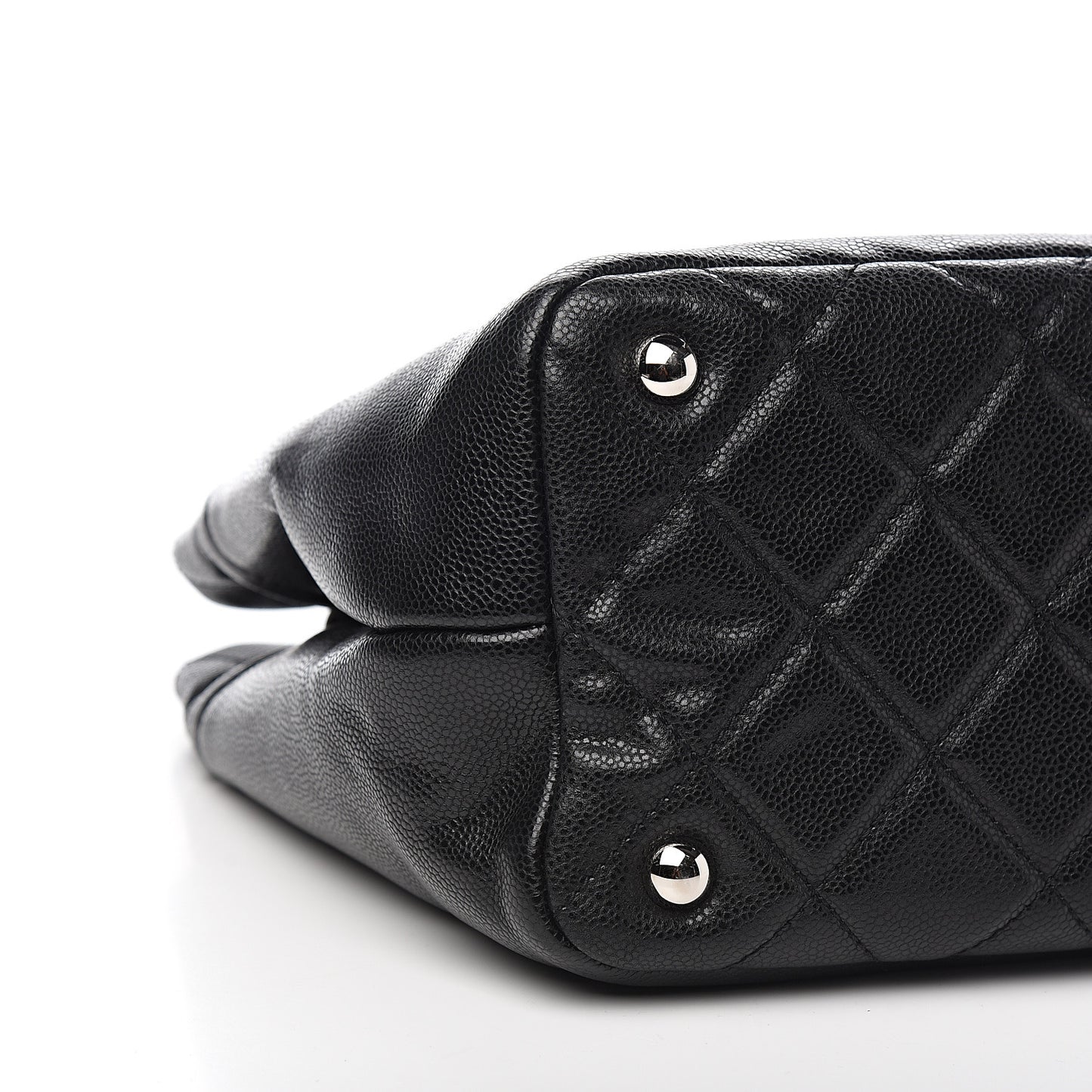 Caviar Timeless CC Soft Tote Black