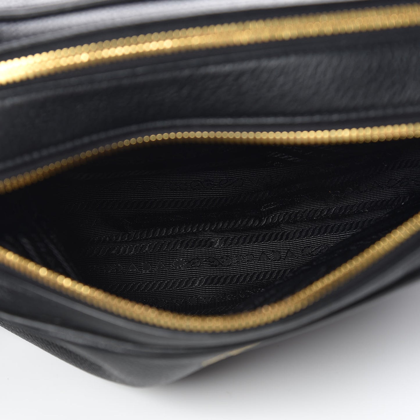 Vitello Phenix Camera Bag Black