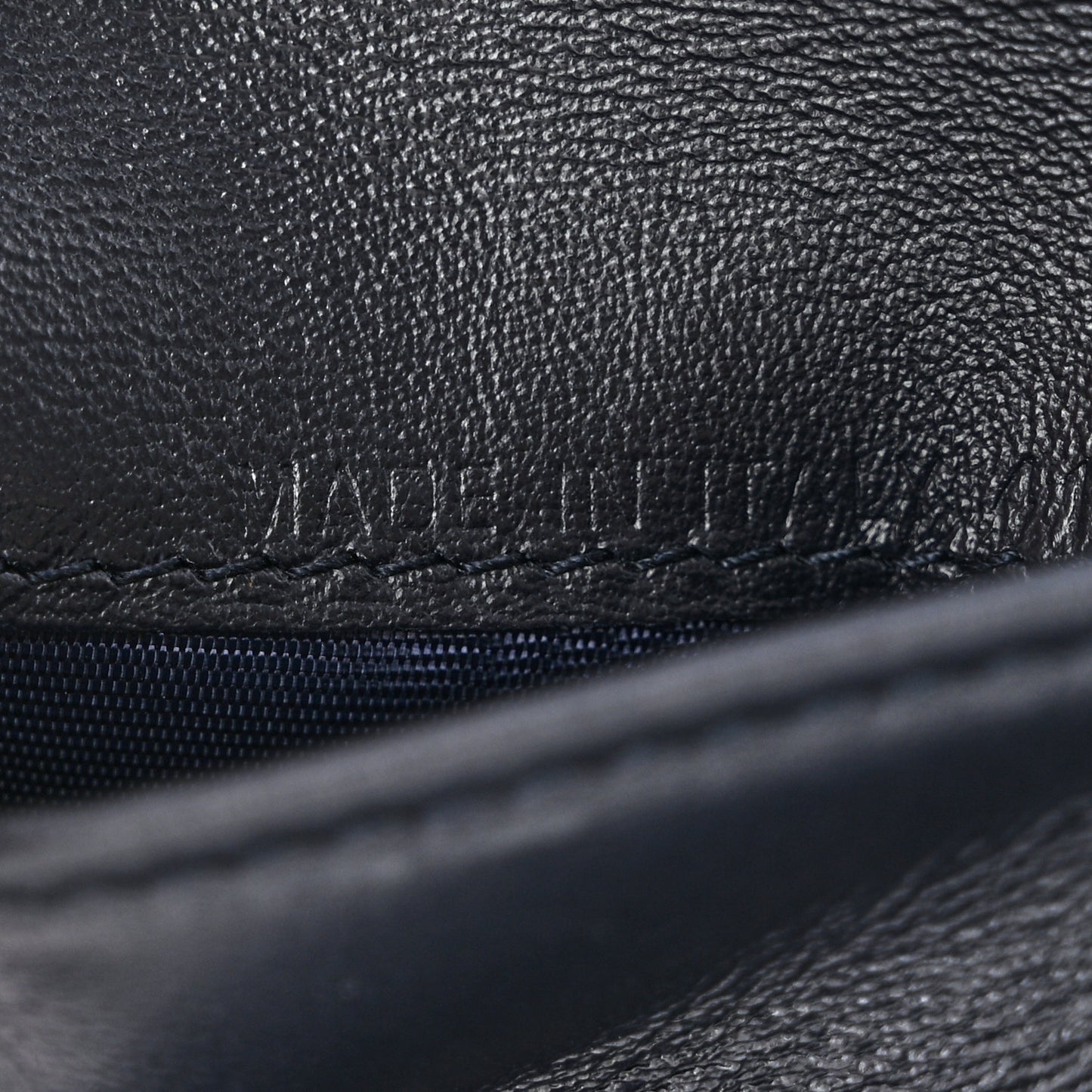 Oblique Saddle Lotus Wallet Blue