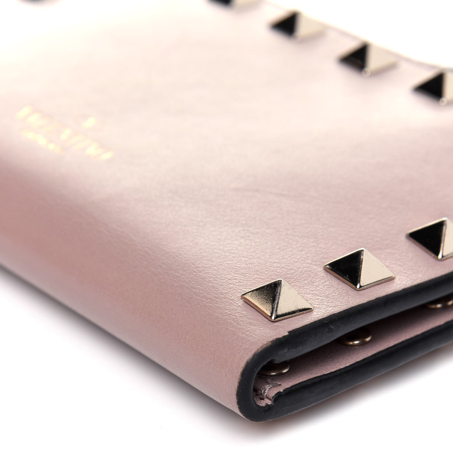 Calfskin Rockstud Bi-Fold Wallet Poudre