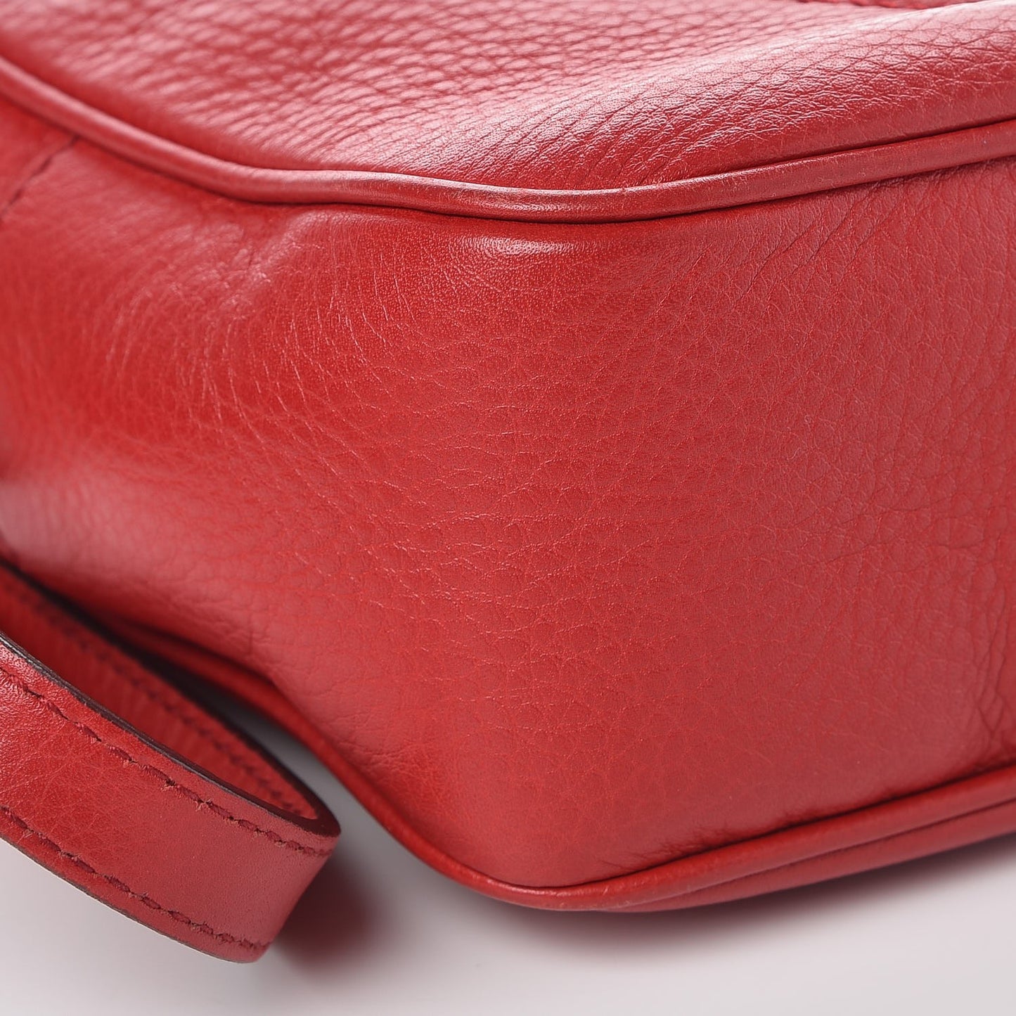 Pebbled Calfskin Small Soho Disco Bag Tabasco Red
