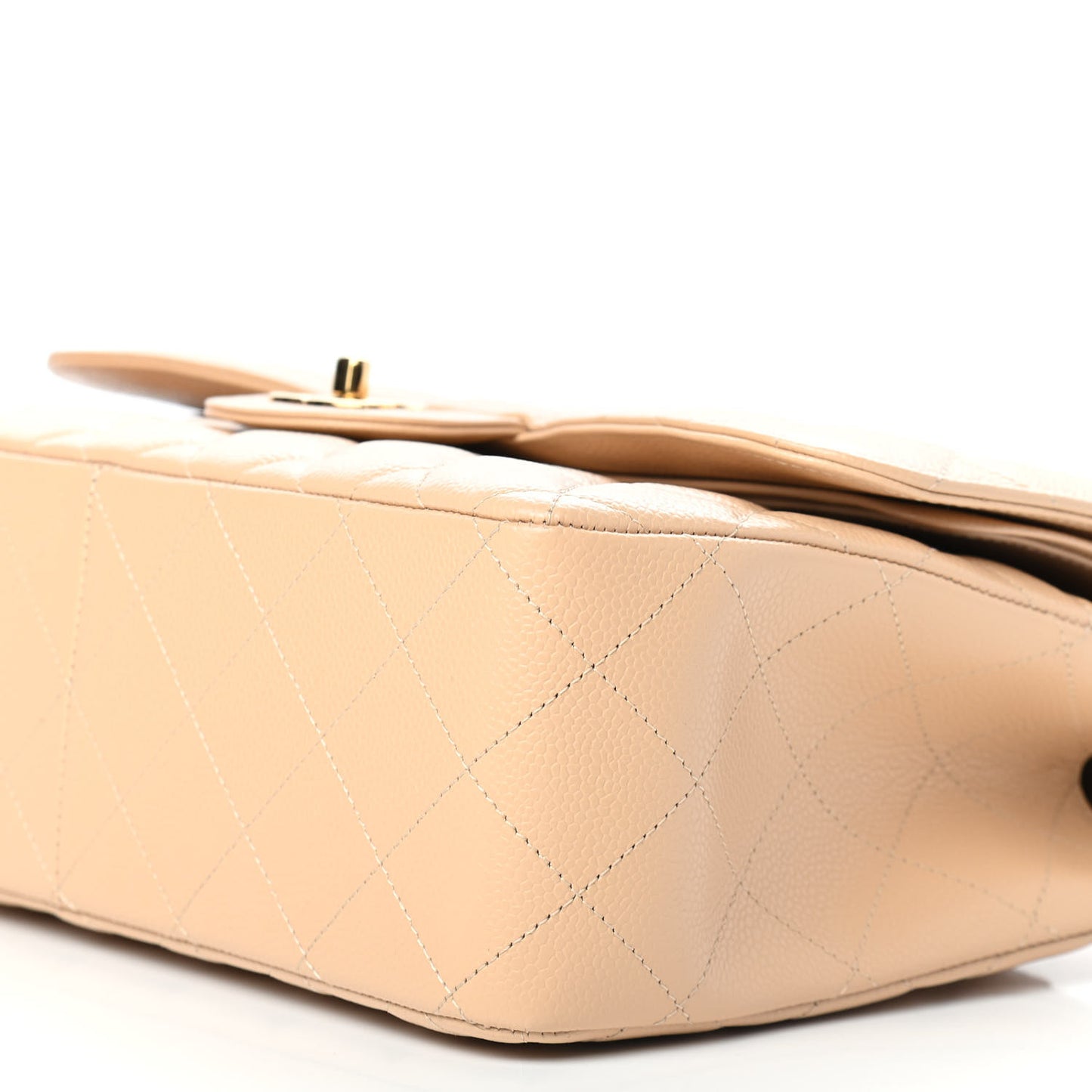 Caviar Quilted Jumbo Double Flap Beige Clair