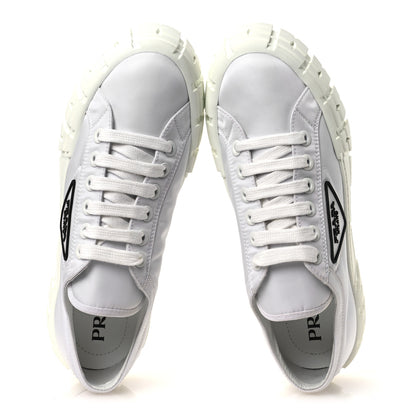 Prada Re-Nylon Gabardine Triangle Logo Double Wheel 50mm Sneakers 40 White 2 of 10