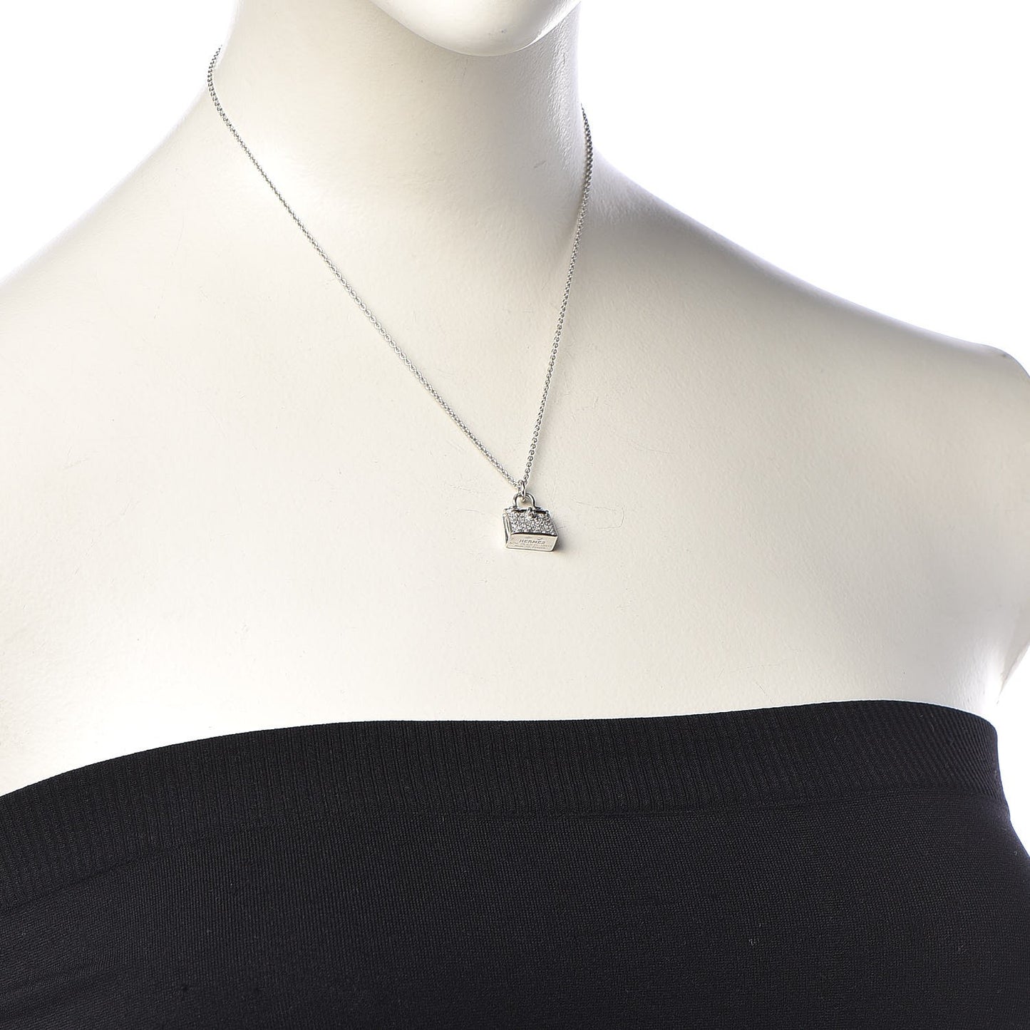 18K White Gold Diamond Kelly Amulette Pendant Necklace