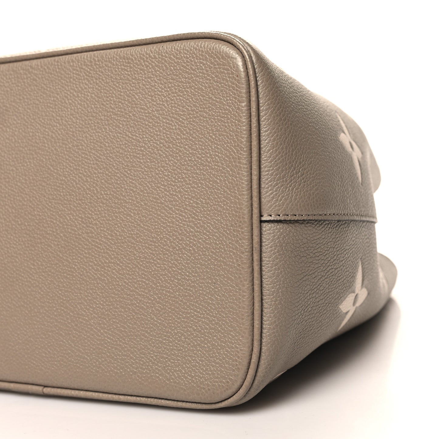 Empreinte Monogram Giant Neonoe MM Tourterelle Creme