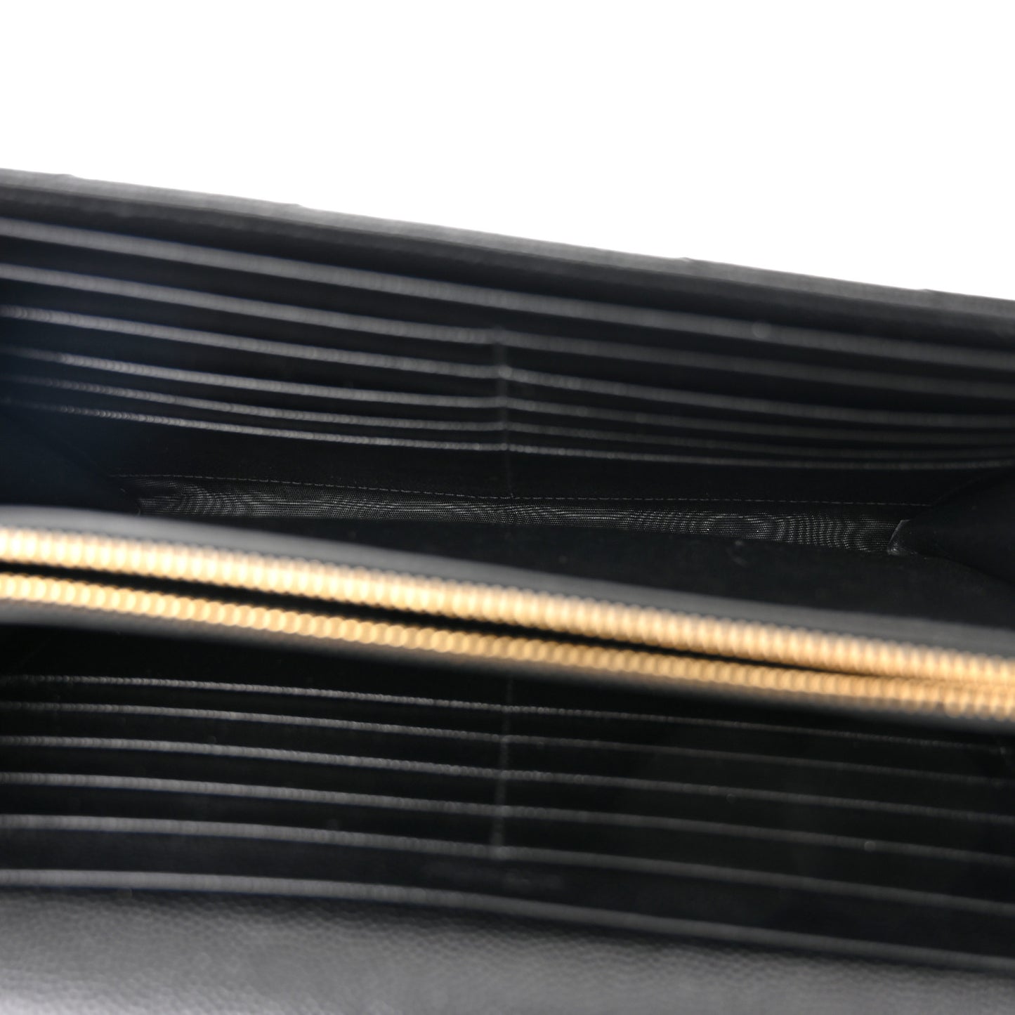 Grain De Poudre Matelasse Chevron Monogram Chain Wallet Black