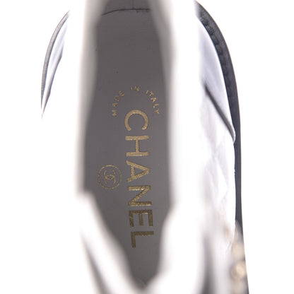 Chanel Shiny Goatskin Calfskin Quilted Lace Up Combat Boots 38.5 White Black 7 of 10