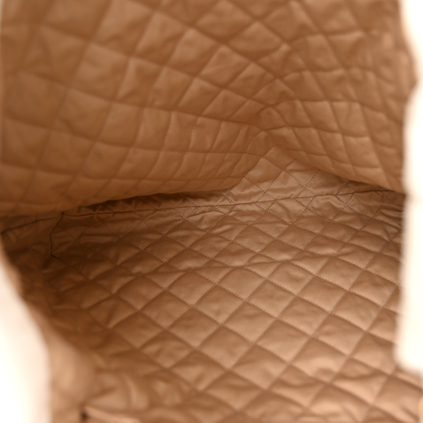 Shiny Calfskin Quilted Chanel 22 White