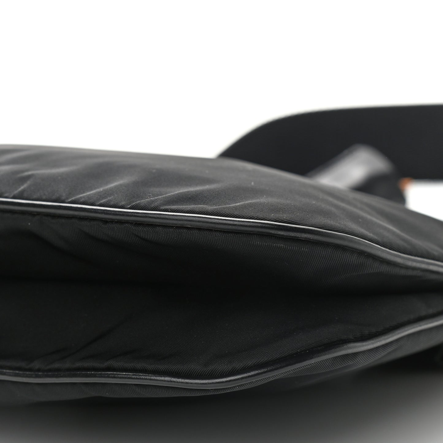 Tessuto Nylon Messenger Bag Black