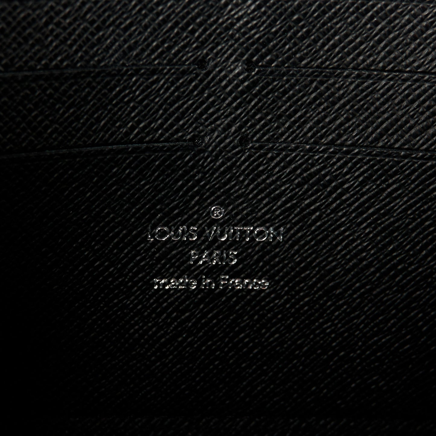 Epi Twist Chain Wallet Black
