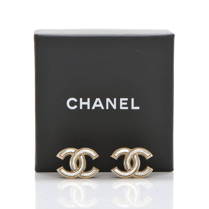 Chanel Pearl CC Earrings Gold Pearly White 5 of 5
