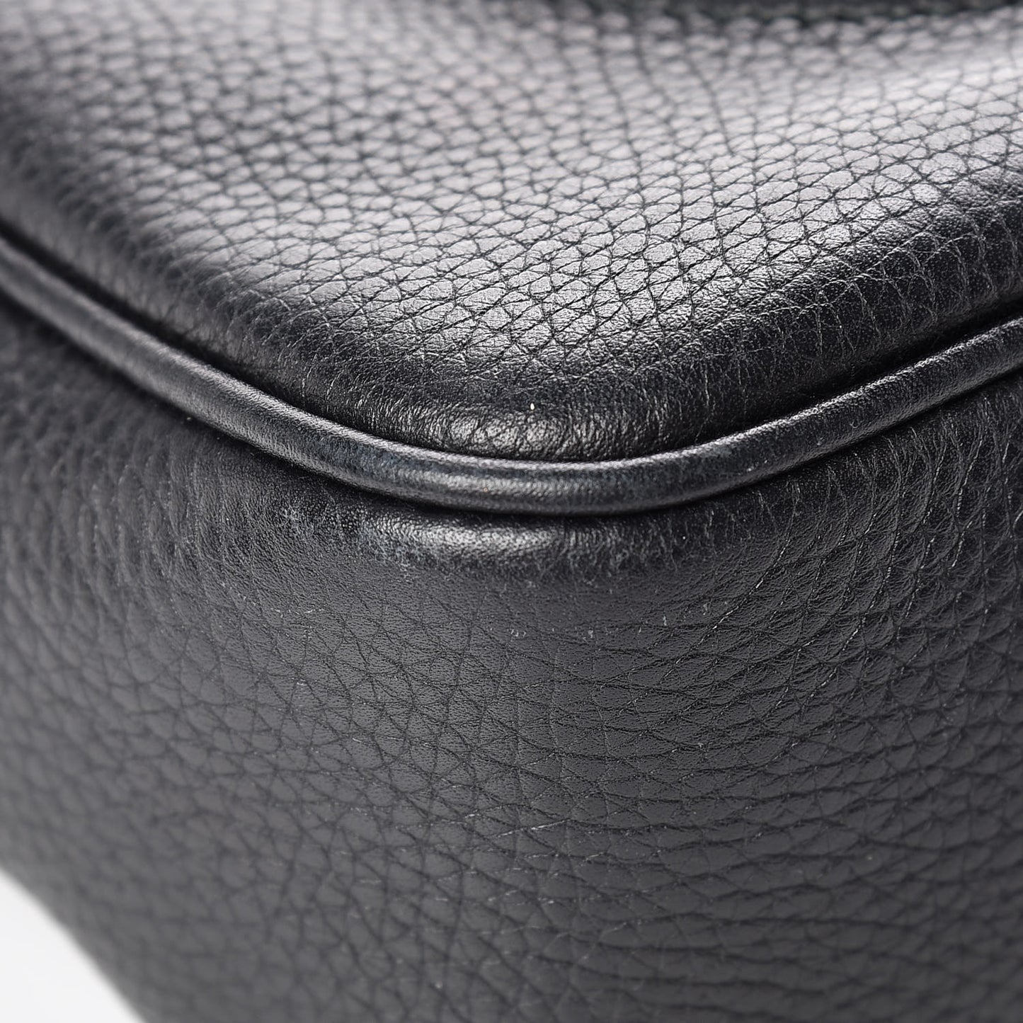 Pebbled Calfskin Small Soho Disco Bag Black